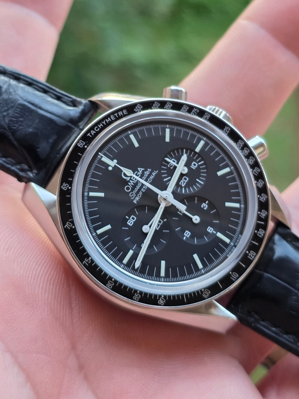 OMEGA Speedmaster Professional Moonwatch „Sapphire Sandwich”
Referință: 311.33.42.30.01.002