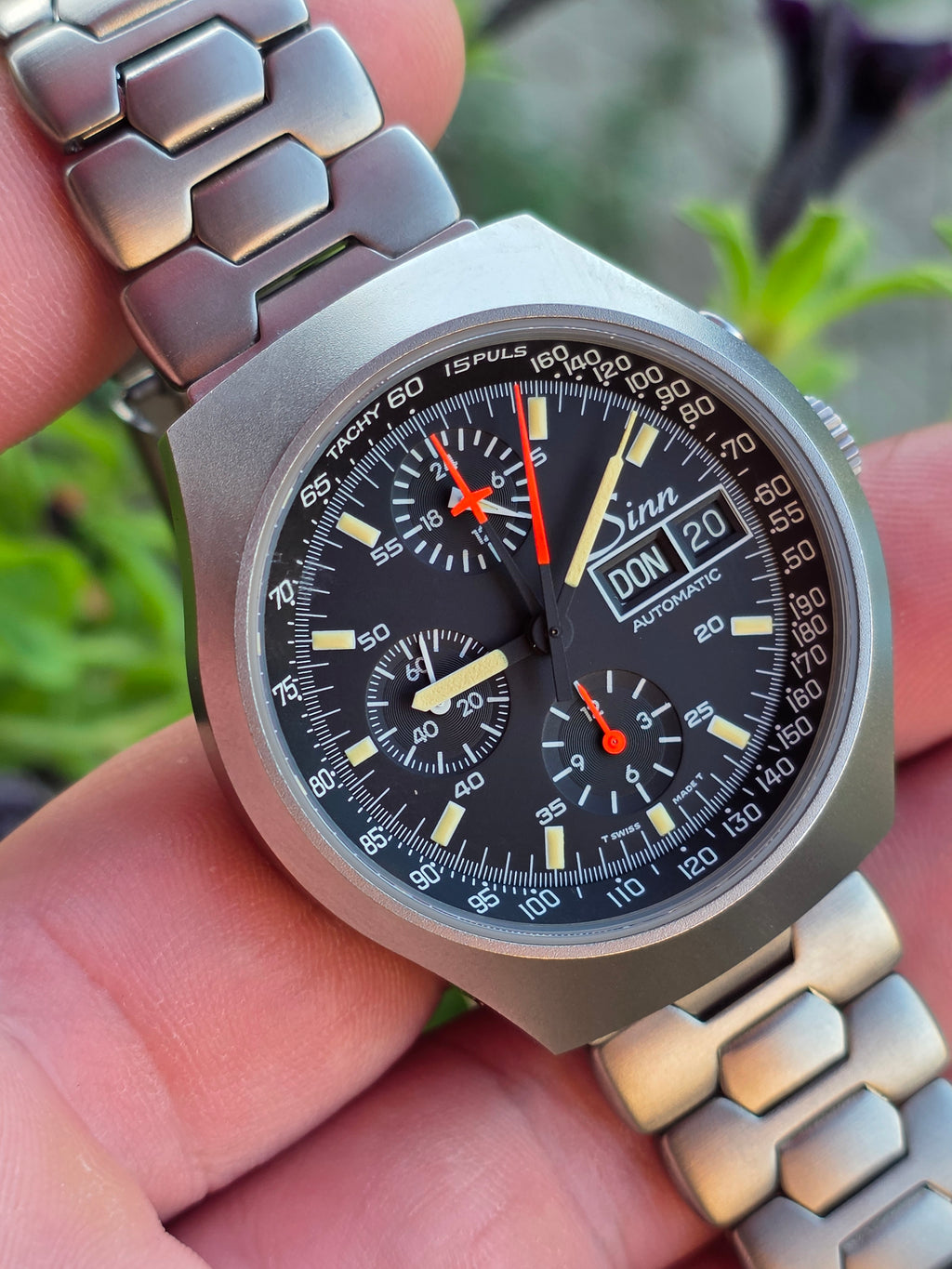Sinn 157 Titan – Cronograf Vintage de Colecție (Mecanism Lemania 5100)