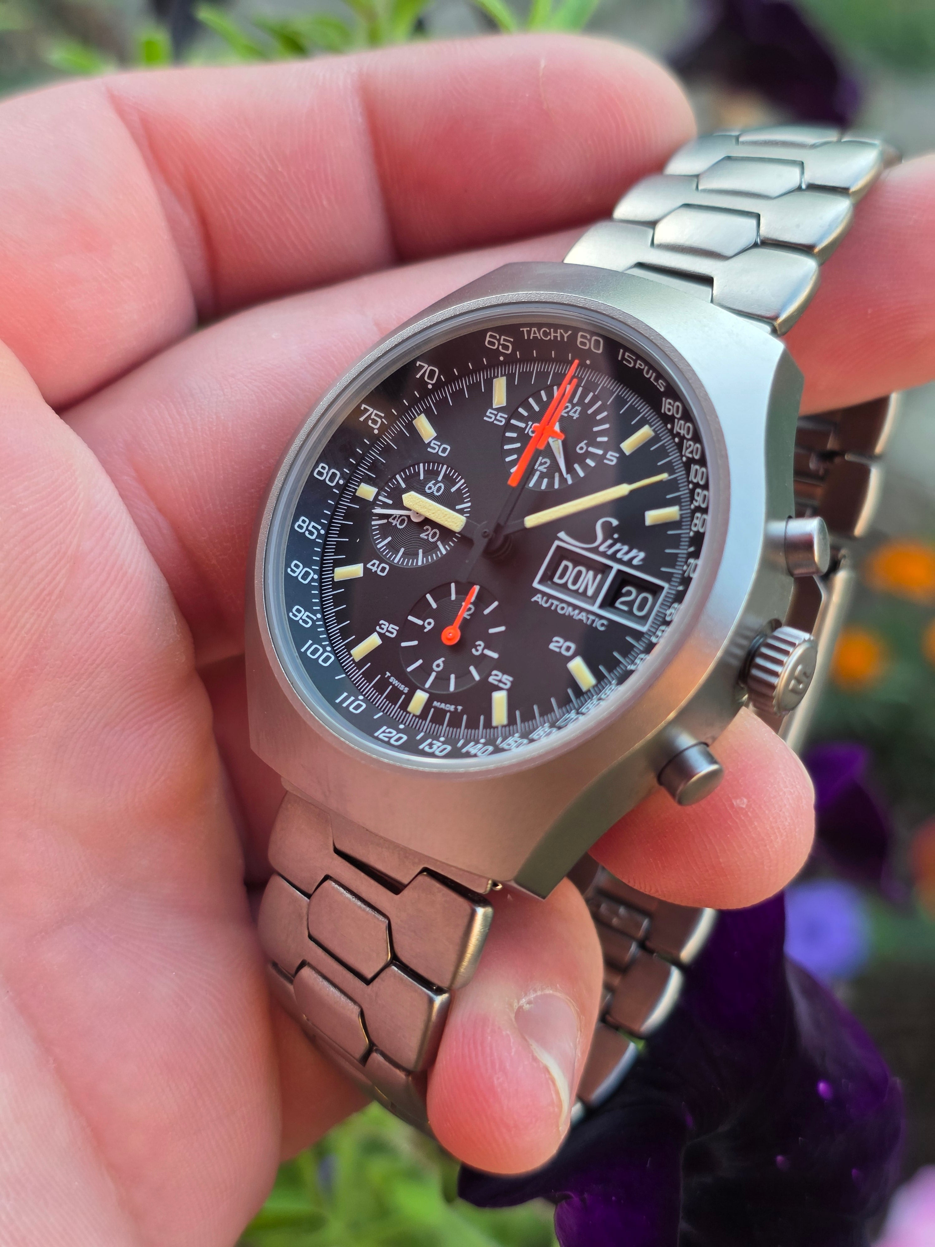 Sinn 157 Titan – Cronograf Vintage de Colecție (Mecanism Lemania 5100)