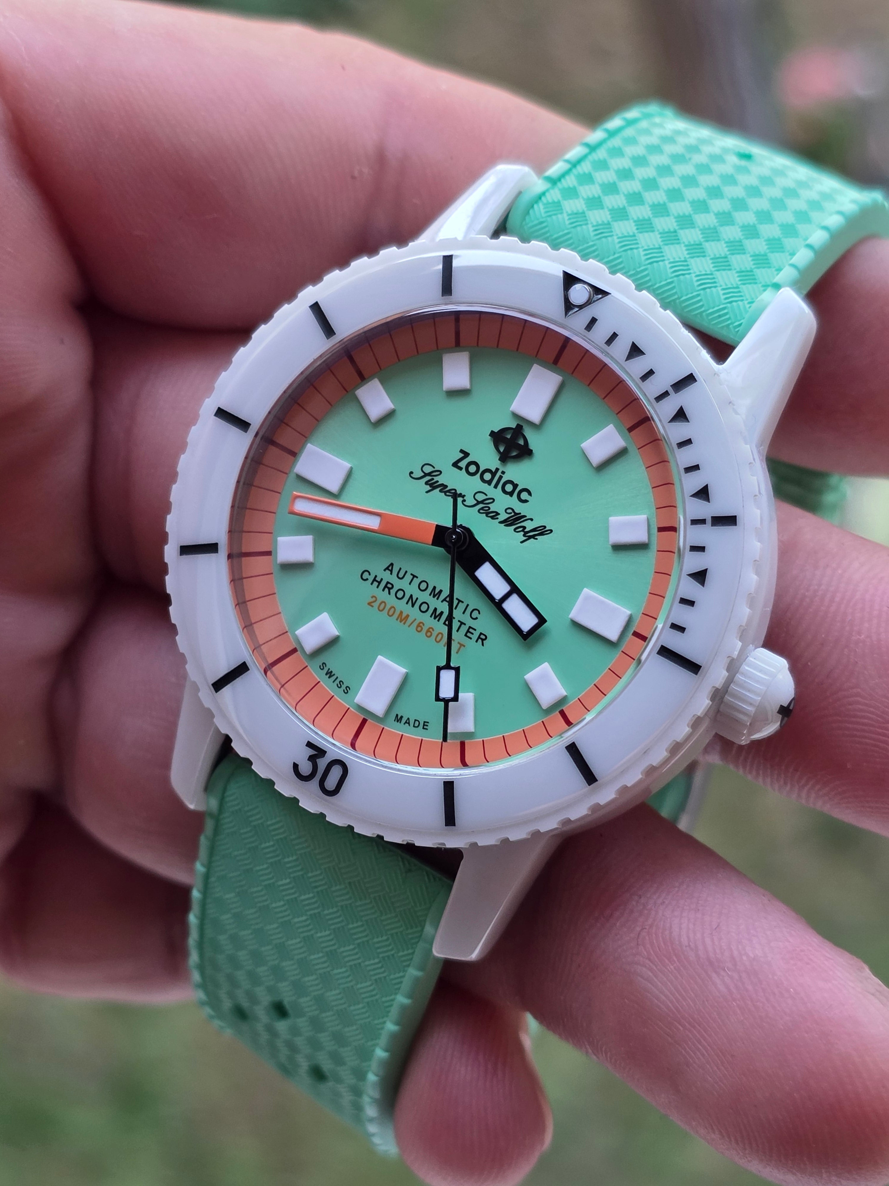 Zodiac Super Sea Wolf Compression Automatic Chronometer Ceramic (Referință: ZO9592).