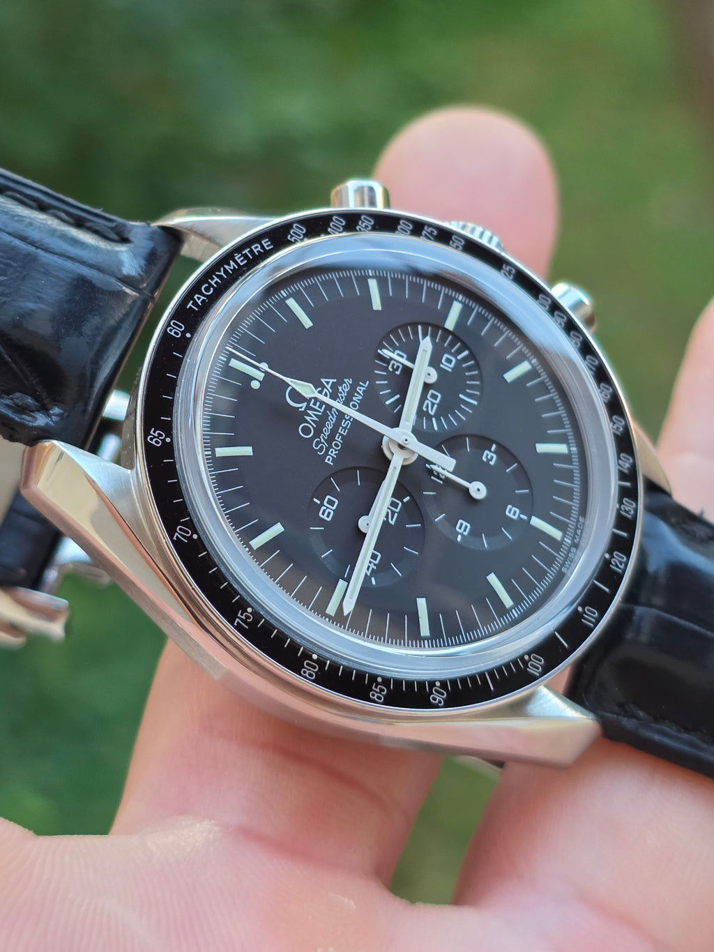 OMEGA Speedmaster Professional Moonwatch „Sapphire Sandwich”
Referință: 311.33.42.30.01.002
