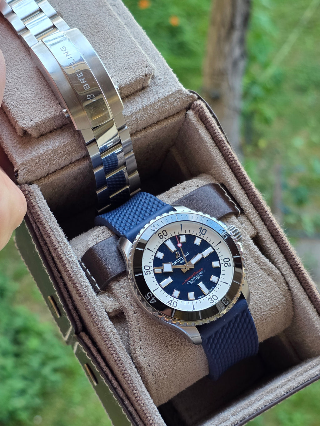 Breitling Superocean Automatic 44 (A17376)