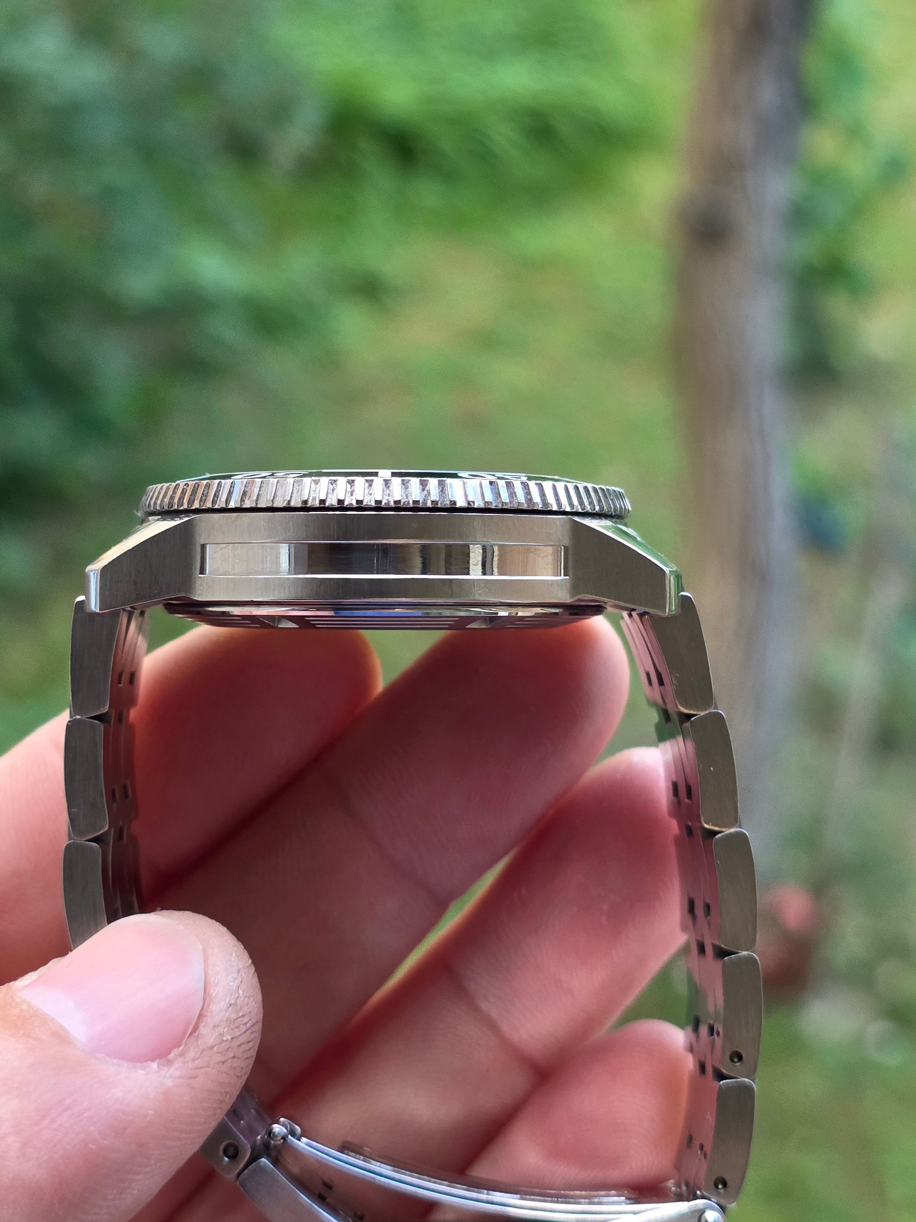 Tissot Seastar 1000 Powermatic 80 – Model deosebit, cadran Verde/Smarald în degrade