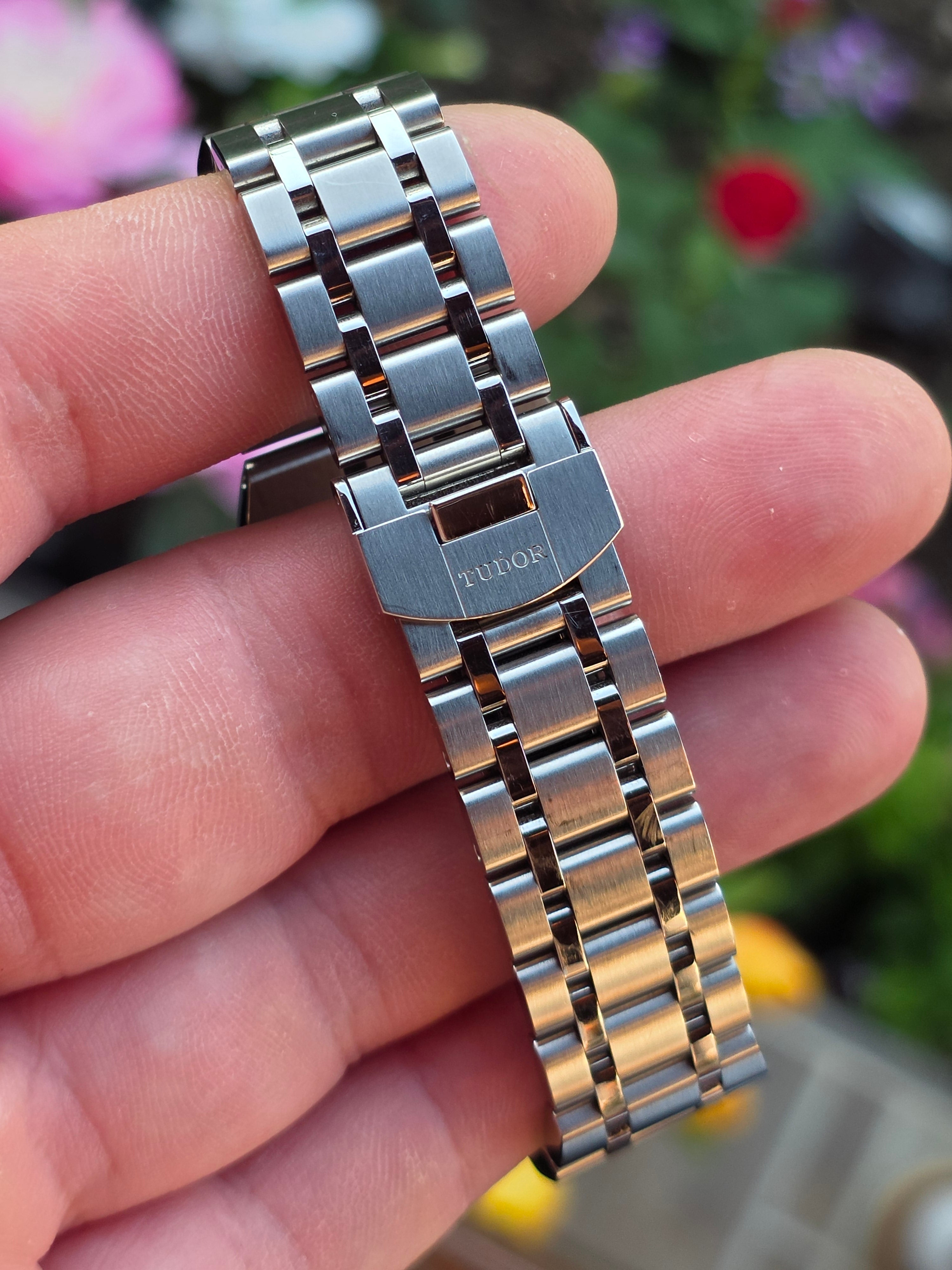 7Tudor Royal Date 38mm (Silver Dial) – Full Set 2024
