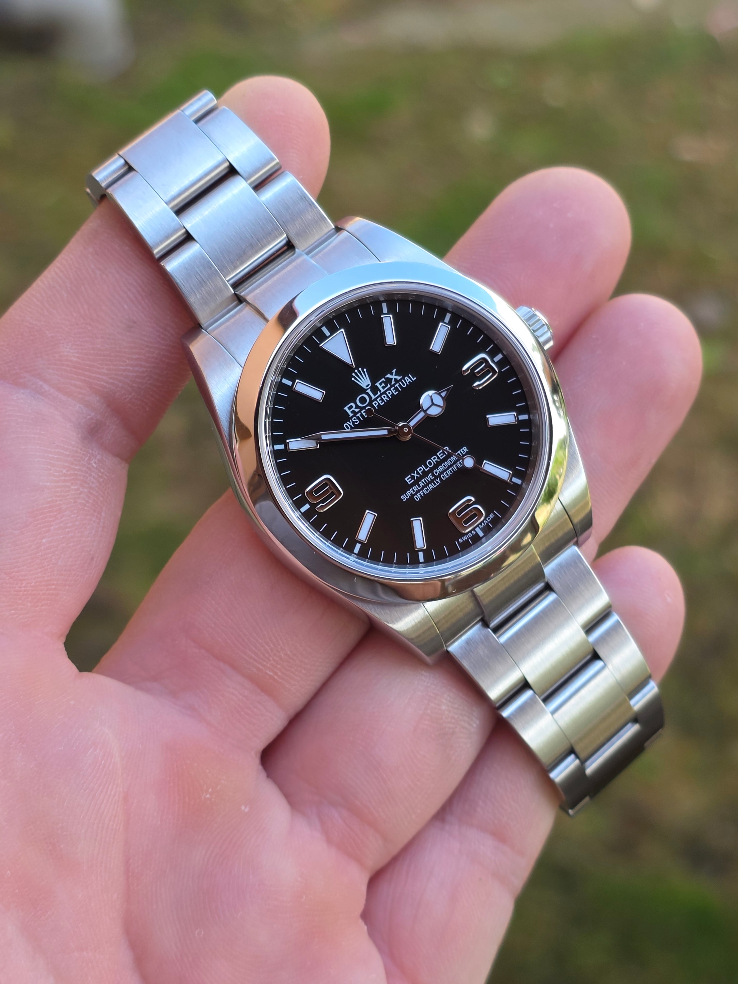ROLEX Explorer I 39mm – Referință 214270 (Generația MK1 / Cifre Aur Alb)