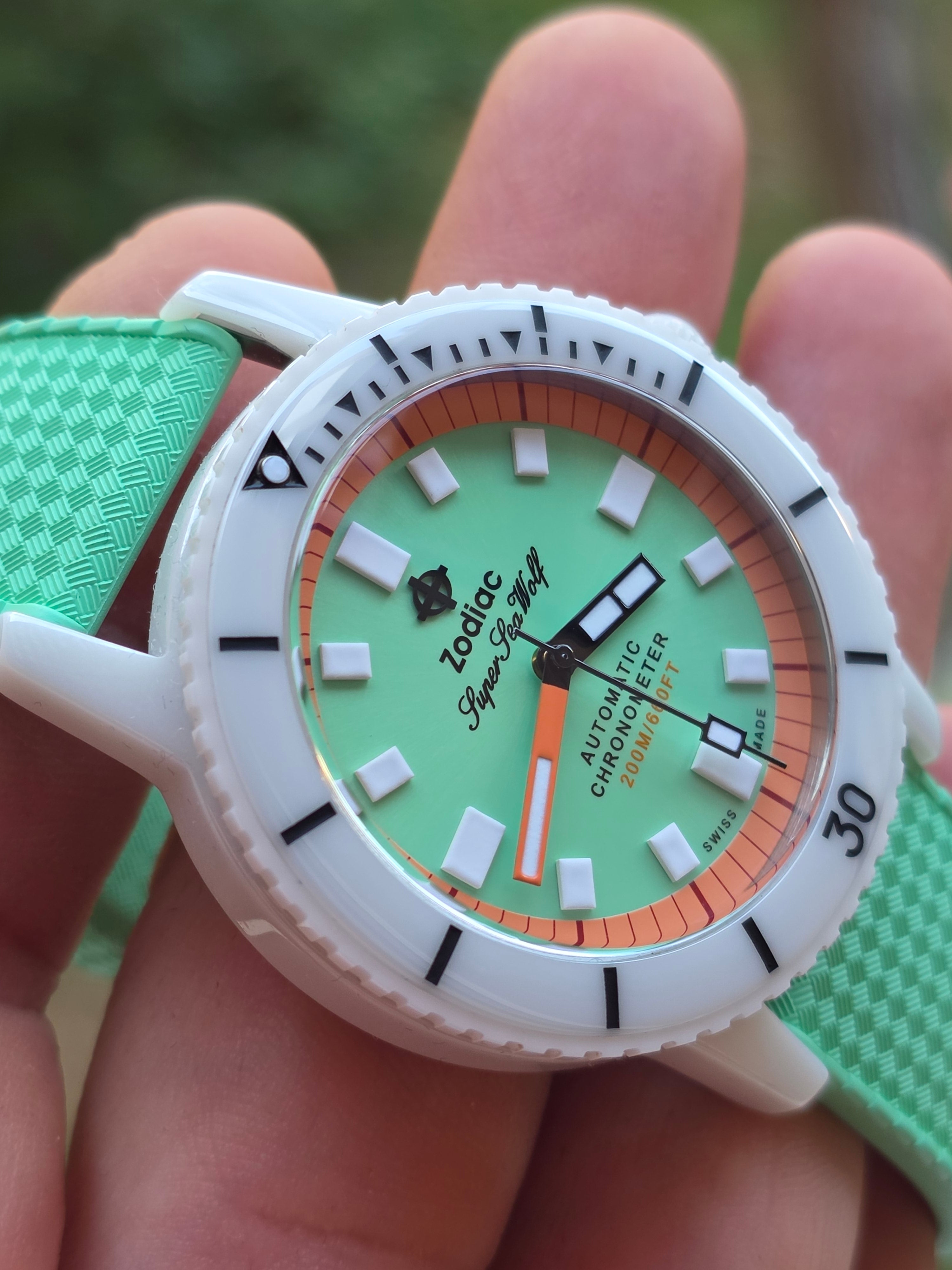 Zodiac Super Sea Wolf Compression Automatic Chronometer Ceramic (Referință: ZO9592).