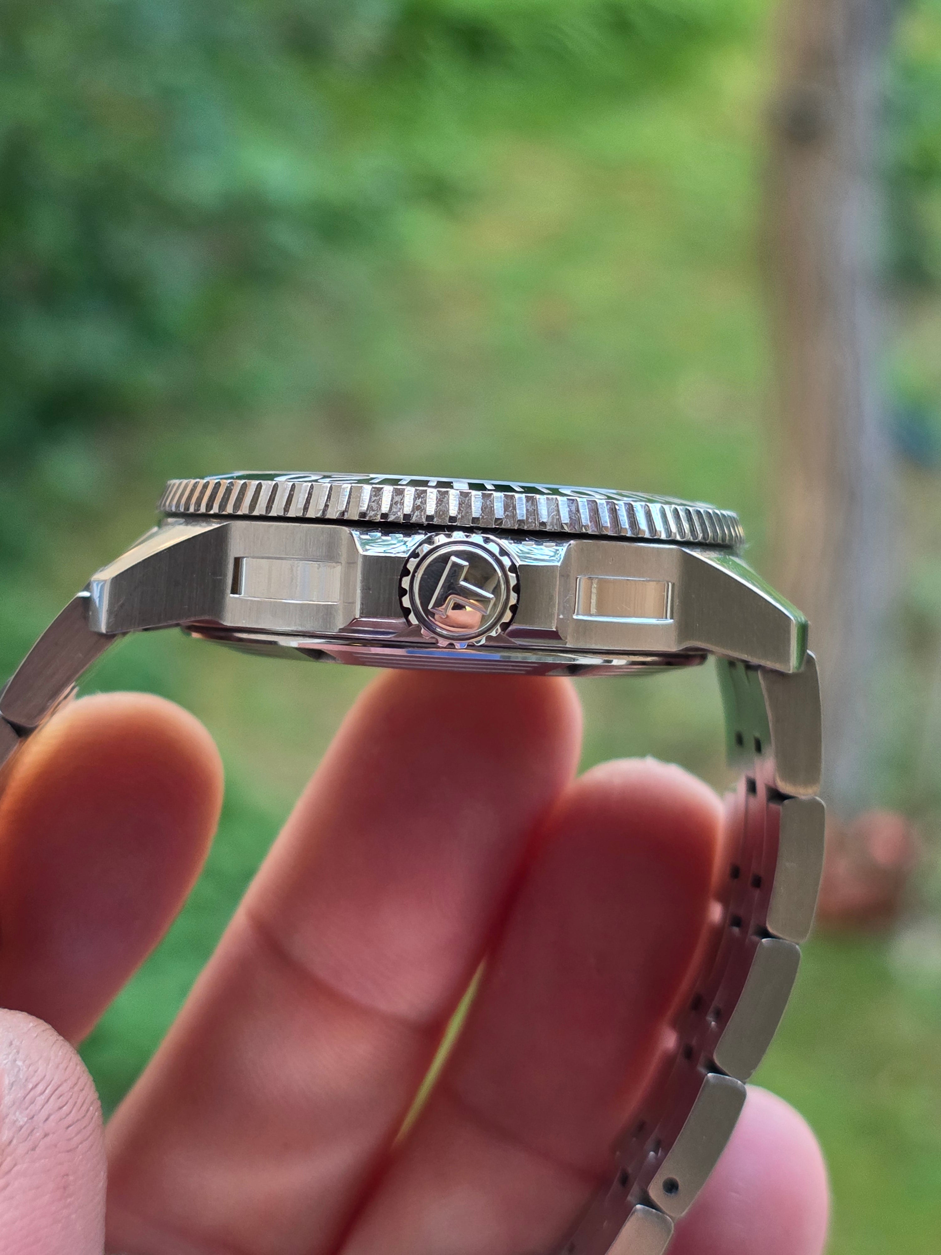 Tissot Seastar 1000 Powermatic 80 – Model deosebit, cadran Verde/Smarald în degrade