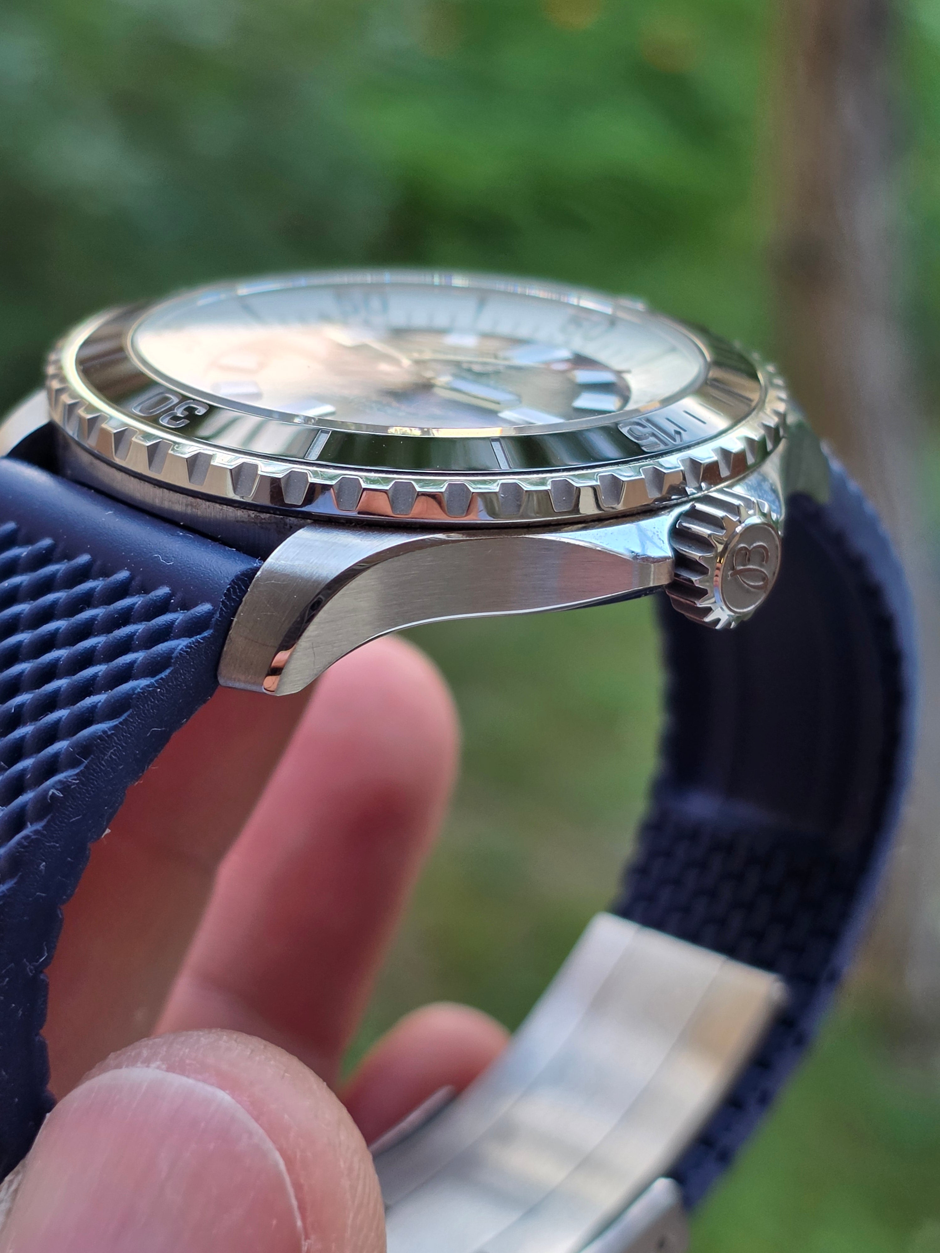 Breitling Superocean Automatic 44 (A17376)